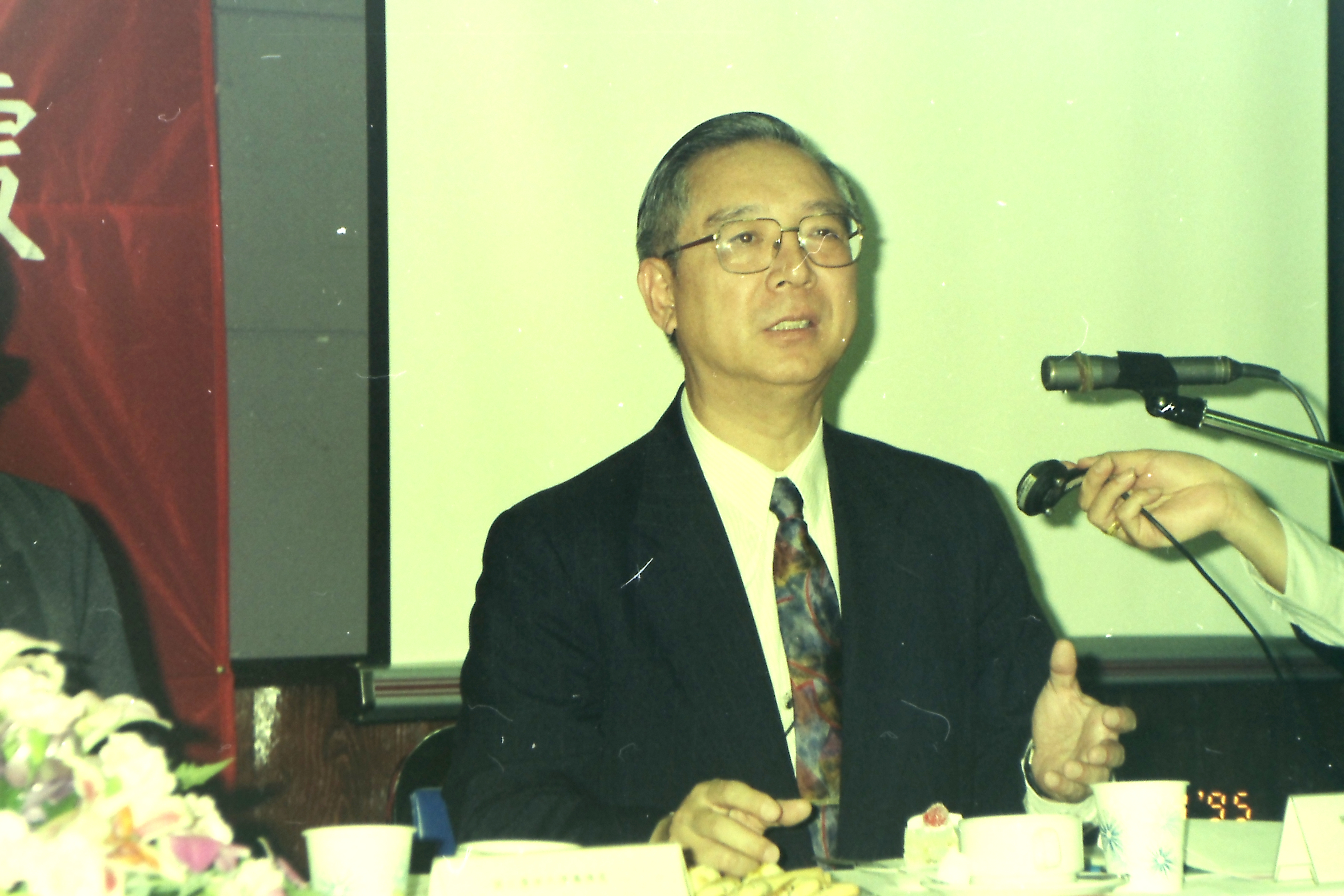 暨大籌備台北記者會於台大校友會館-第一任校長袁頌西 縮圖
